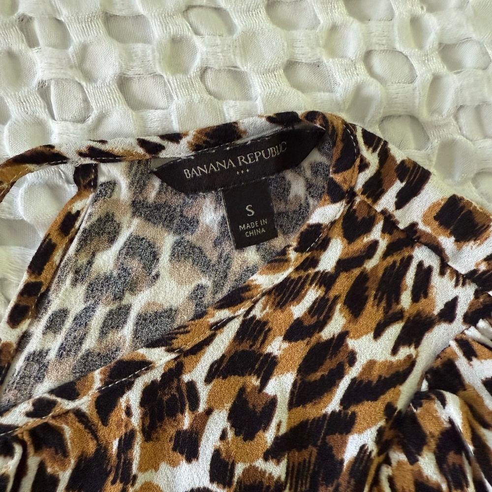 5. Banana Republic Leopard Print Dress
